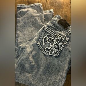 Red Rivet  woman’s Jeweled Jeans size 7